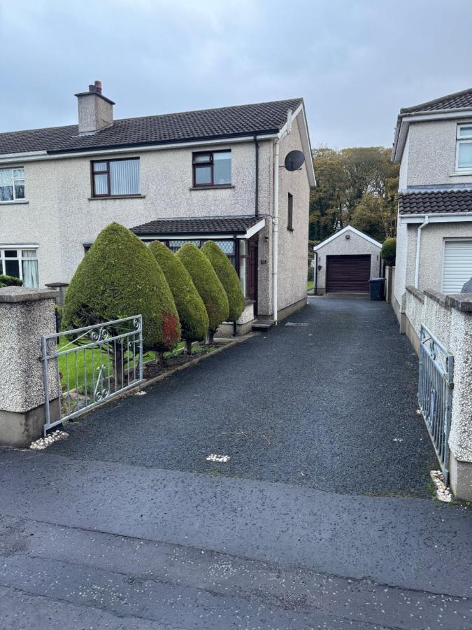 Private Room In Causeway Coast And Glens 밸리캐슬 외부 사진